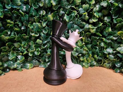 King & Queen Chess Couple Figurines